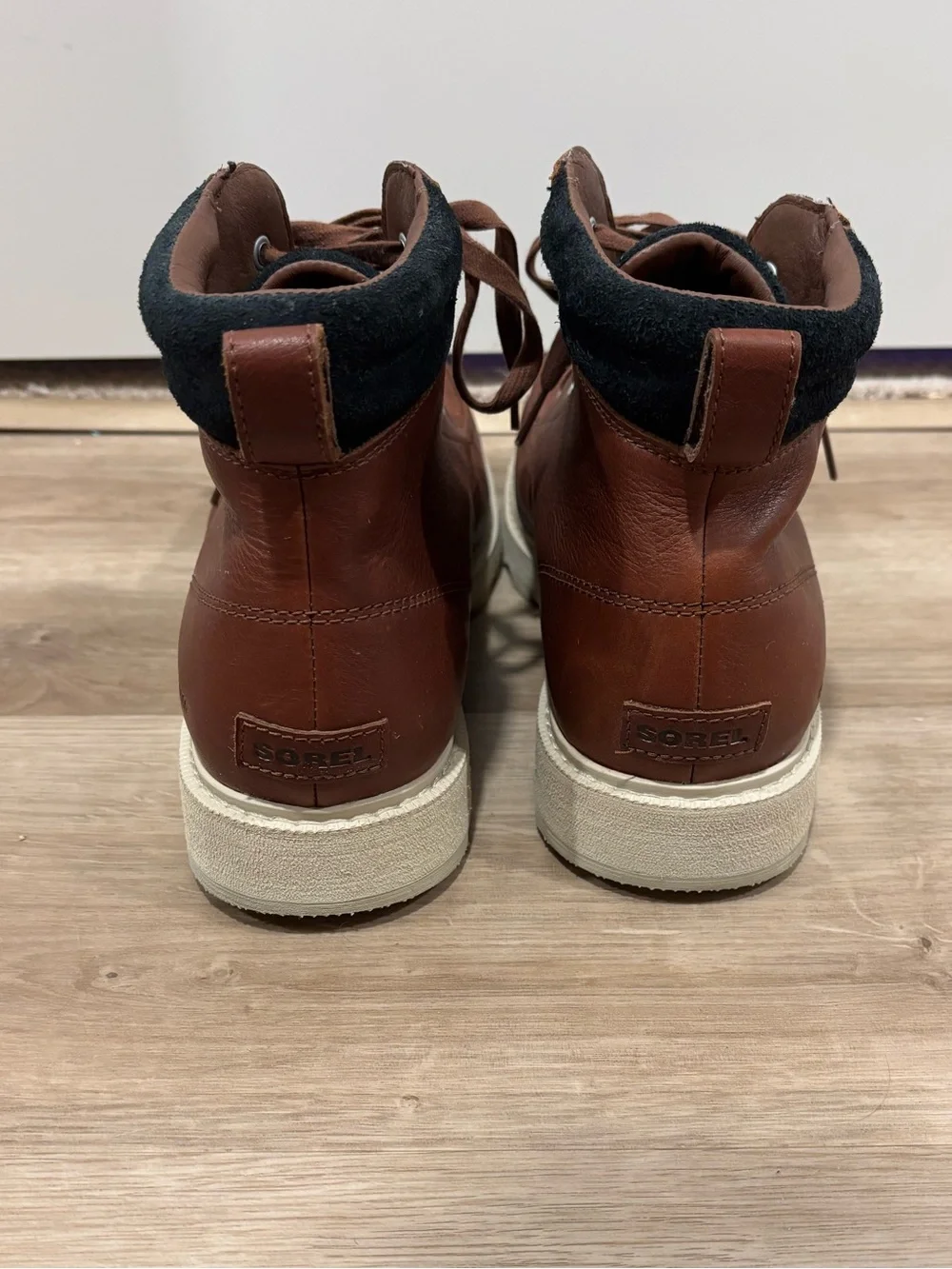 Sorel Men's Chestnut Brown Leather Chukka Boots